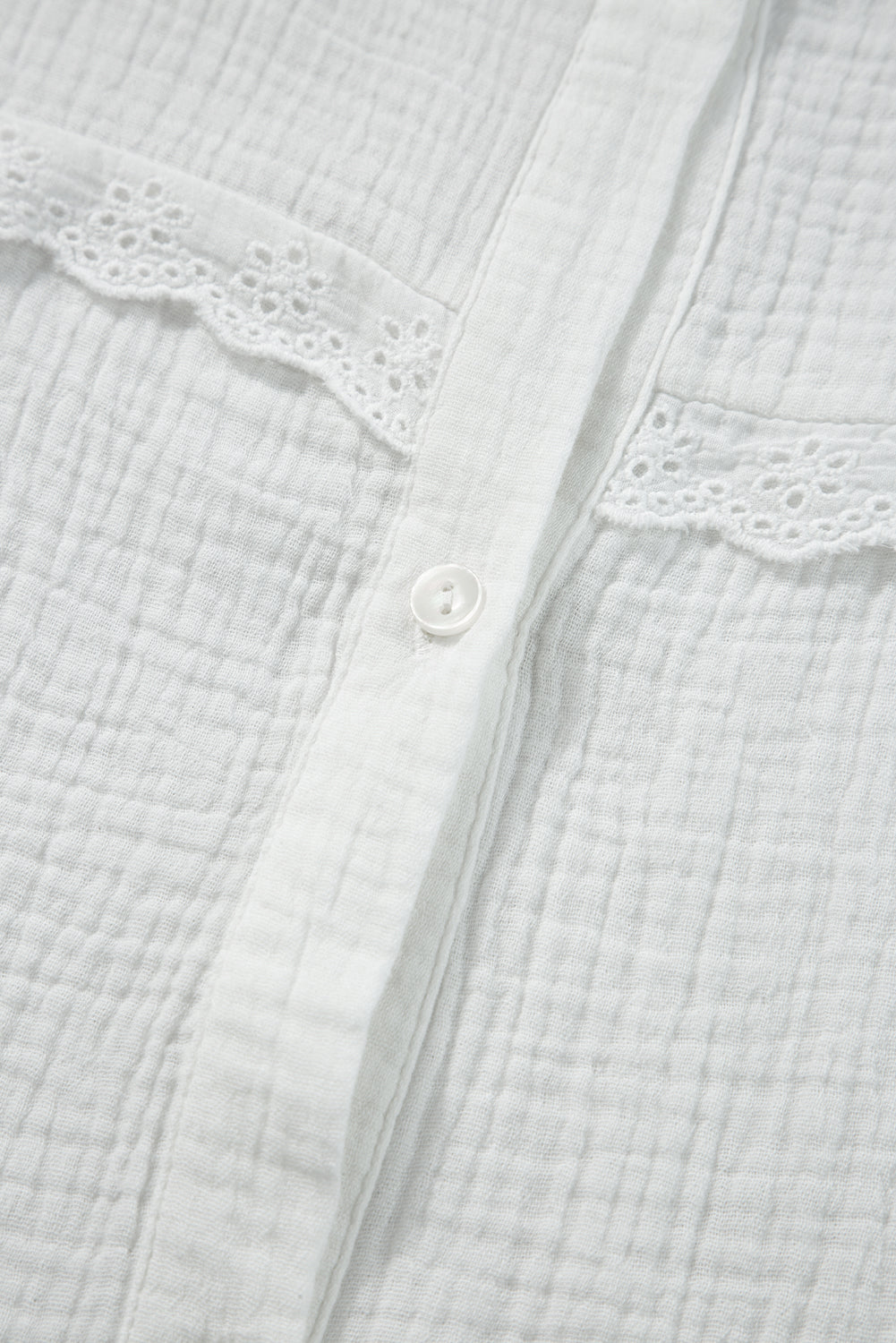 White Lace Trim Crinkle Knot Hem Sleeveless Shirt